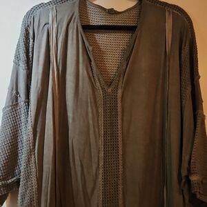 POL Textured Slate 🩶 Gray Top